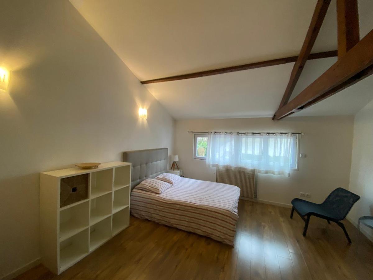 Paris Eiffel Tower Et Disney Apartments, Parkings Gratuits Et Securises, 10 Minutes Metro To Paris Ножан-сюр-Марн Экстерьер фото