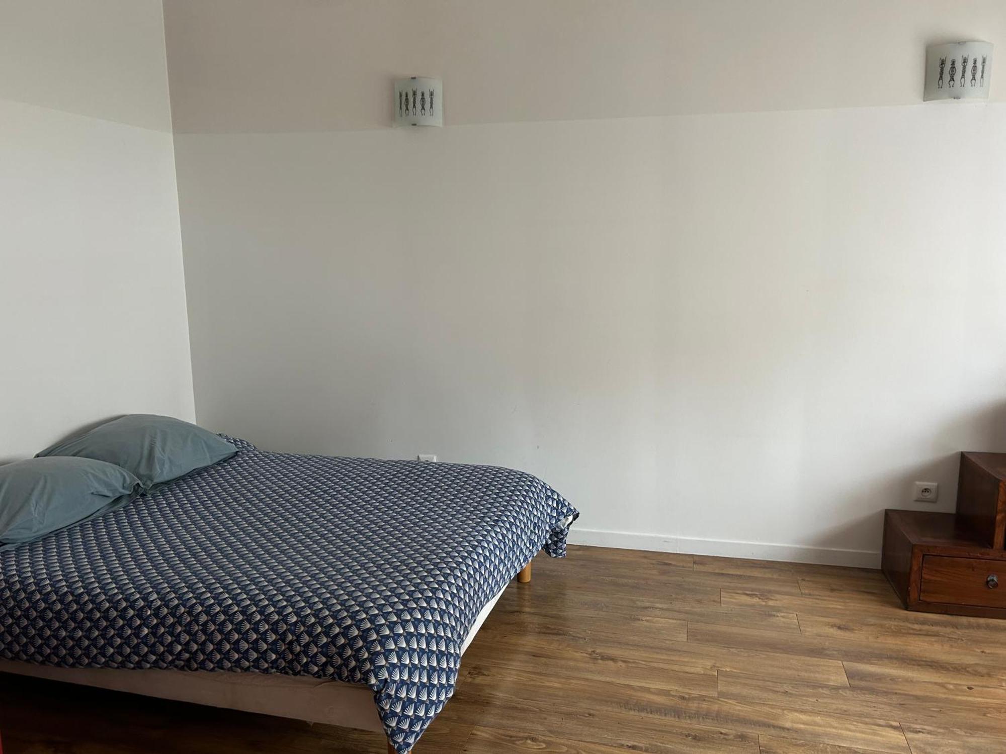 Paris Eiffel Tower Et Disney Apartments, Parkings Gratuits Et Securises, 10 Minutes Metro To Paris Ножан-сюр-Марн Экстерьер фото